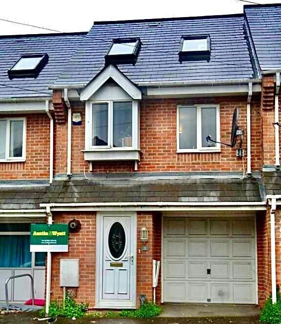 House Spear Road in Southampton