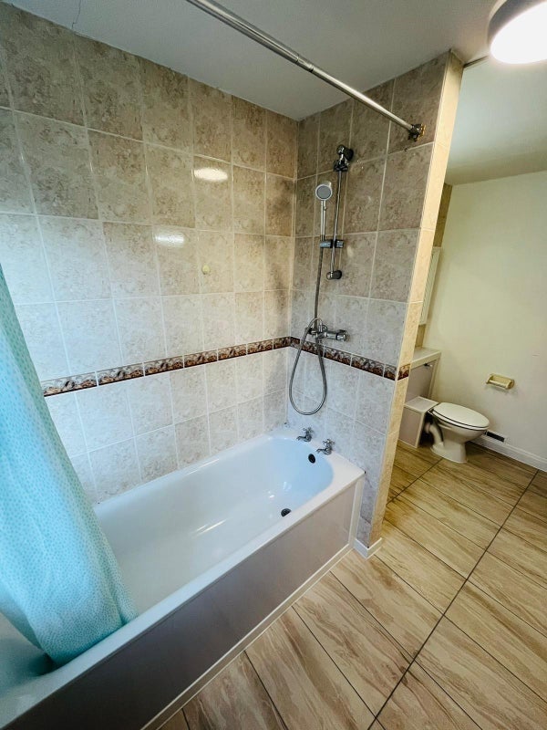 Room Leeward Gardens in Greater London