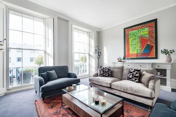 Flat Chepstow Place in City of Westminster