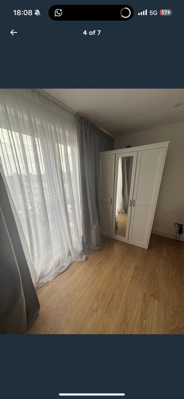 Room Sherwood Road in Greater London