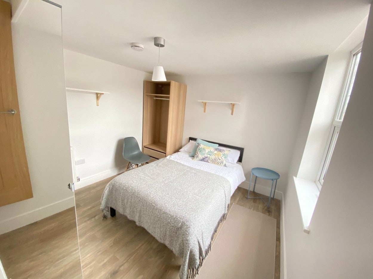Room Rosebery Avenue in Nottingham