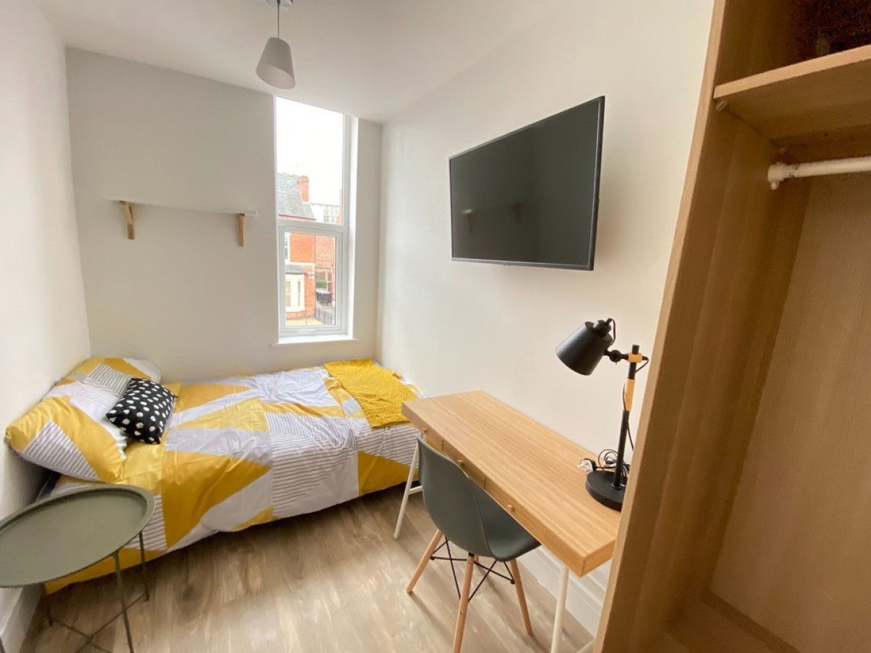 Room Rosebery Avenue in Nottingham