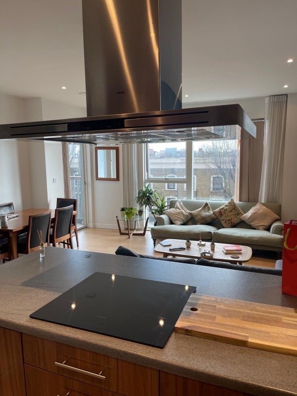 Room Atkins Square in Greater London