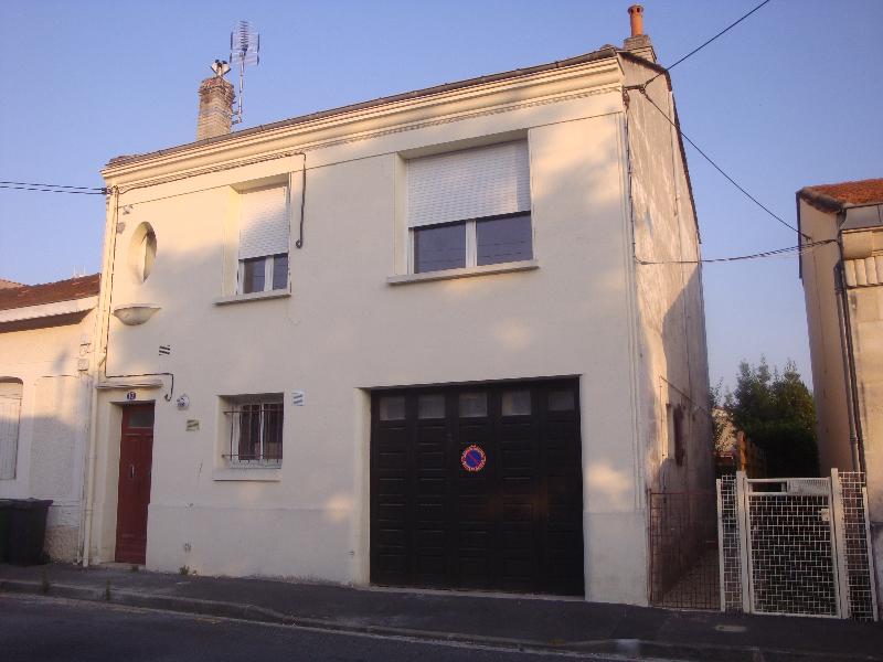 Chambre Rue des Treilles à Libourne