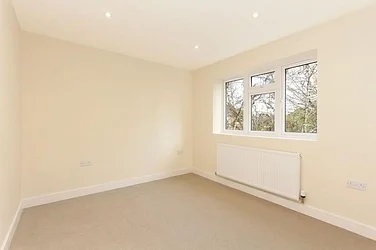 Flat Runnymede in Greater London