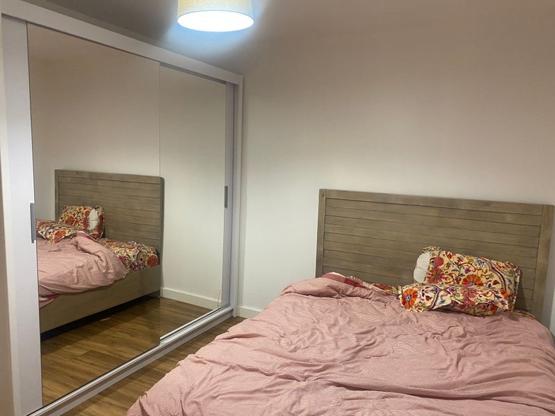 Room Burdiehouse Avenue in City of Edinburgh