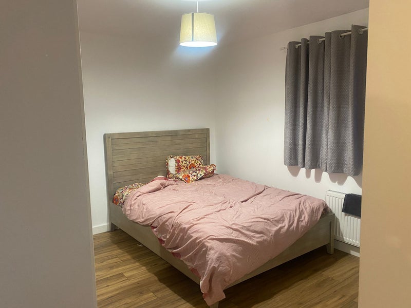 Room Burdiehouse Avenue in City of Edinburgh