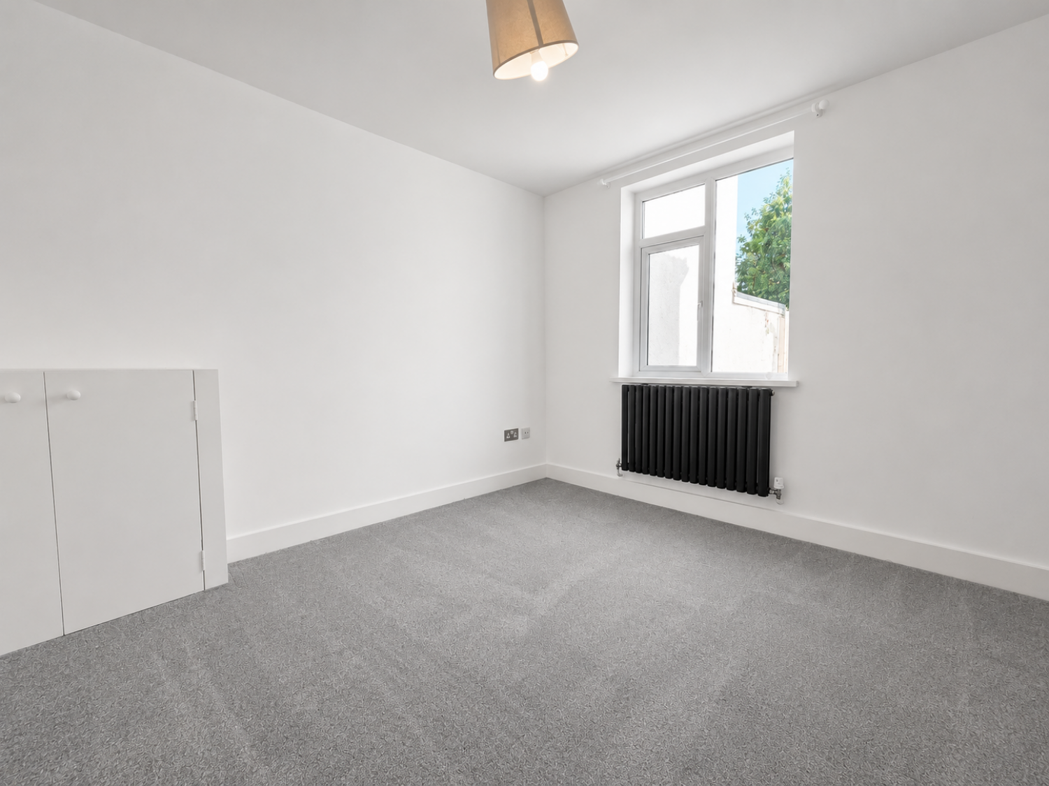 Flat Coveny Street in Cardiff