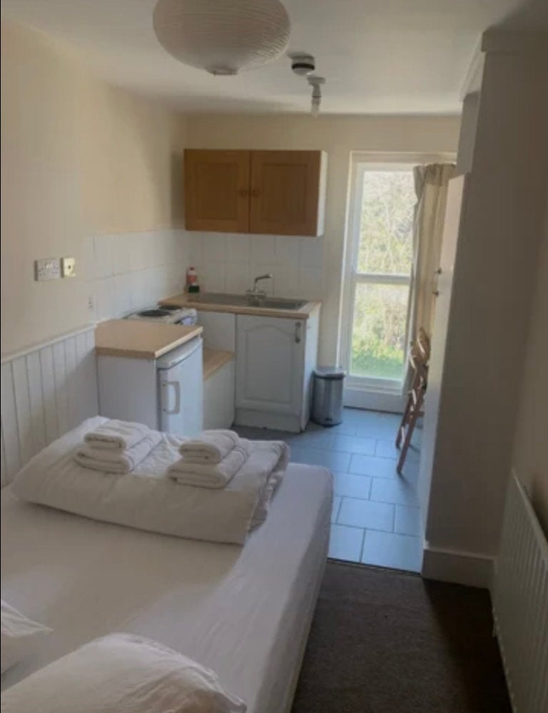 Flat Haverstock Hill in Greater London