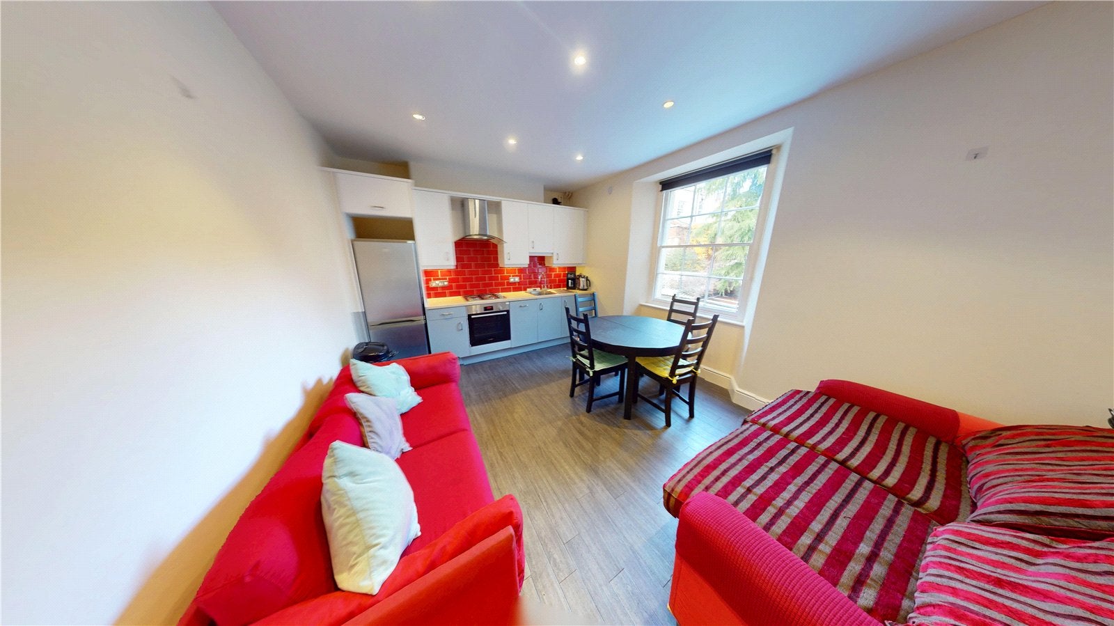 Flat Lower Redland Road in Bristol