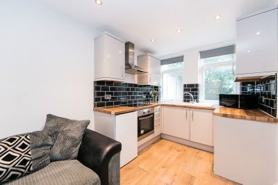 Flat Hartley Avenue in Leeds