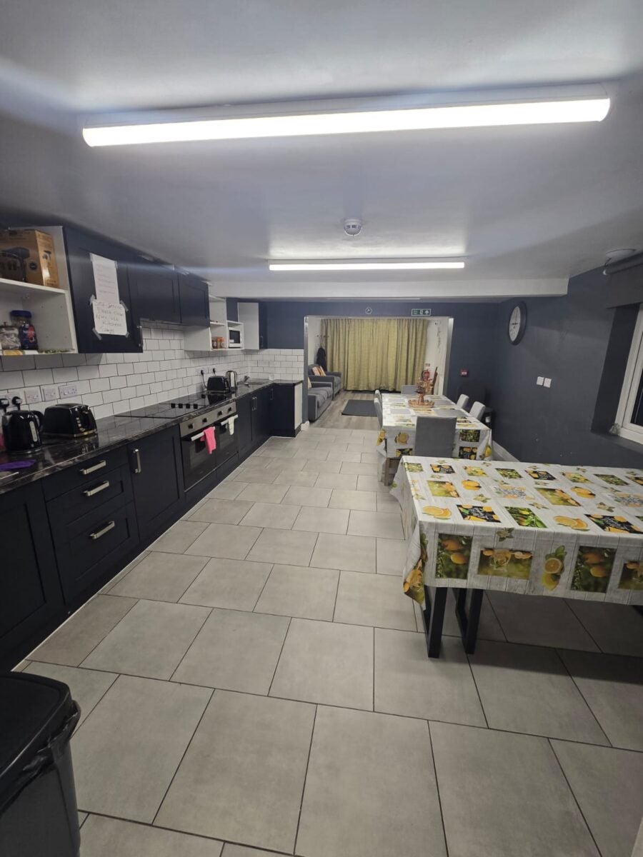 Room Longbridge Road in Greater London