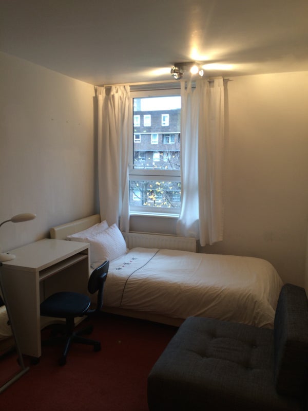 Room Earlstoke Street in Greater London