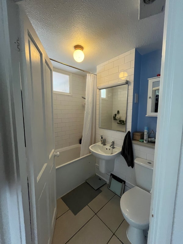 Room Abbey Lane in Greater London