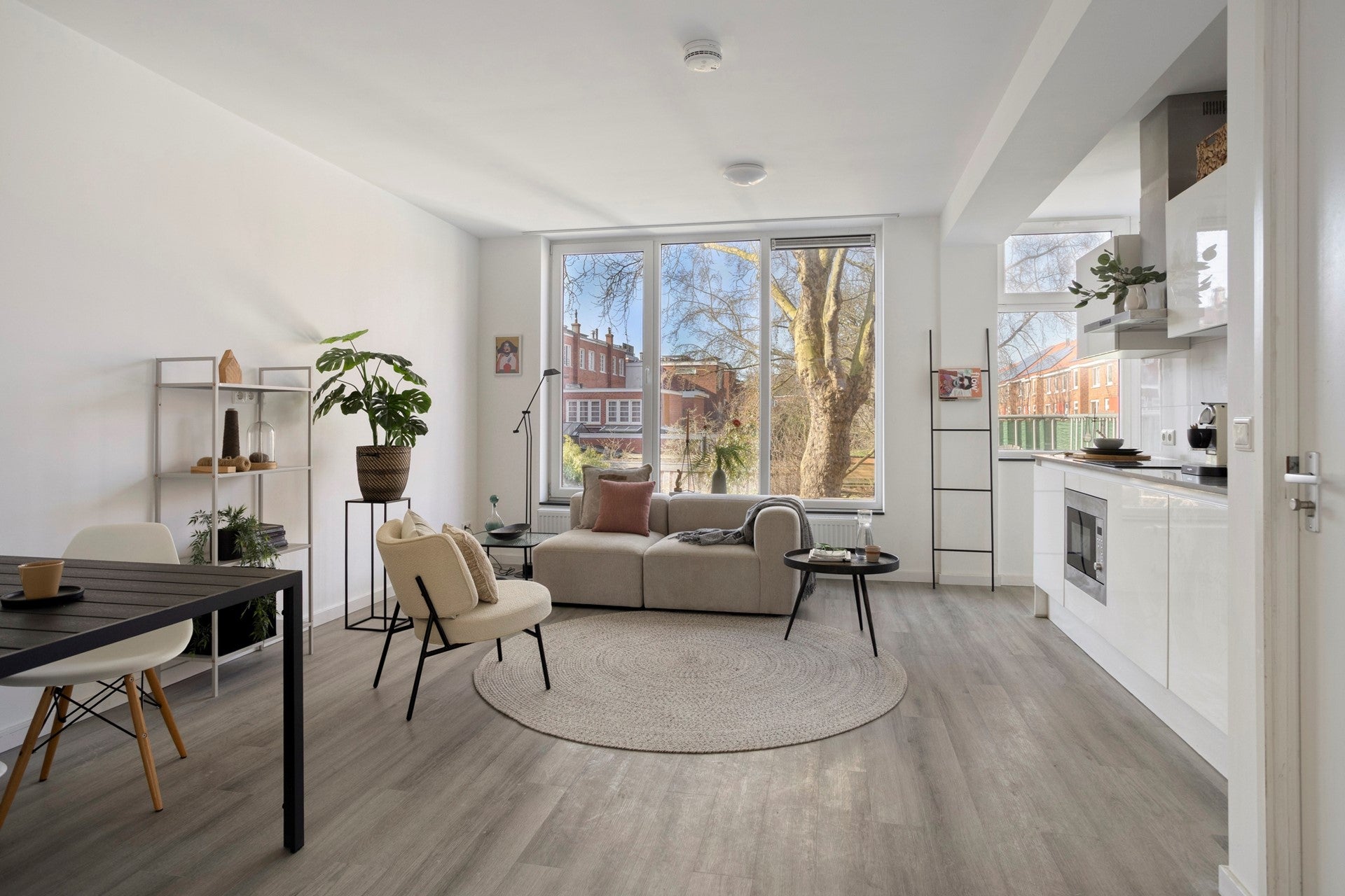 Studio te koop: Koninginnelaan 24A, Groningen