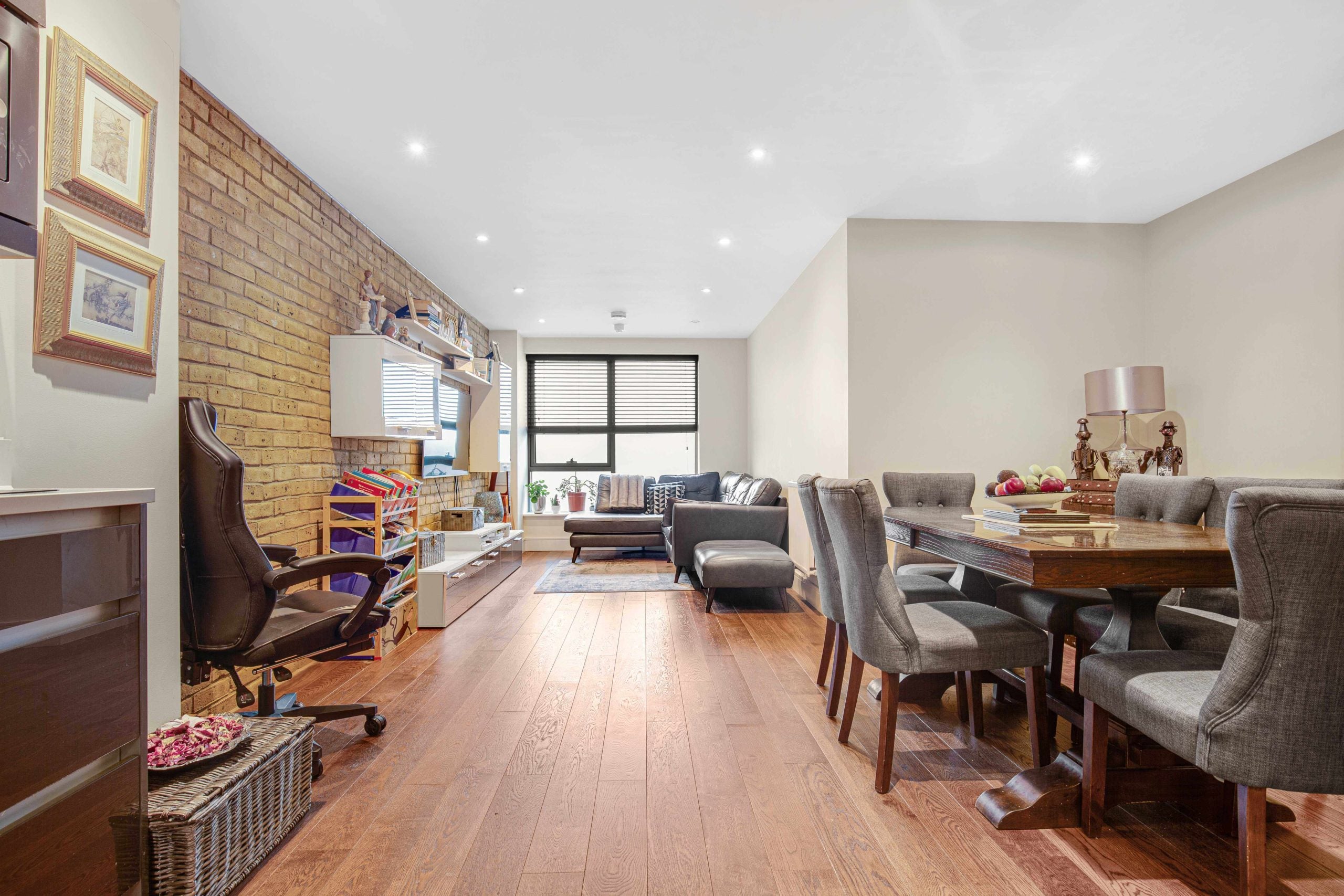 Flat Shirley Street in Greater London