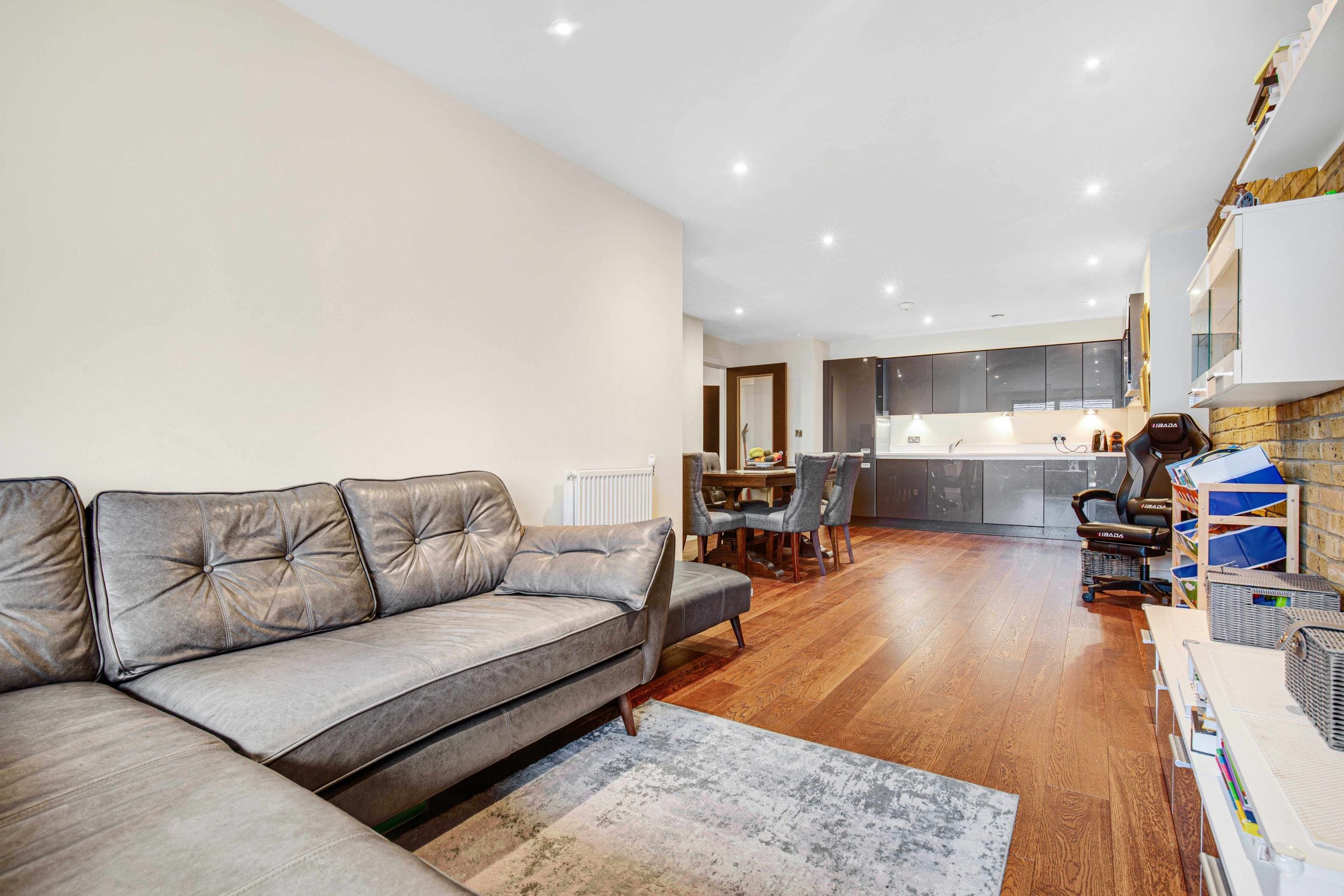 Flat Shirley Street in Greater London