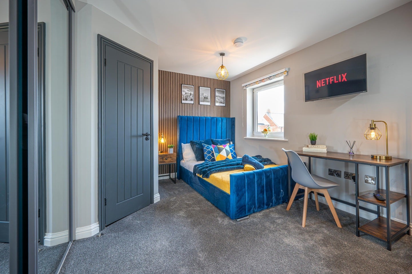 Room Pasteur Drive in Swindon