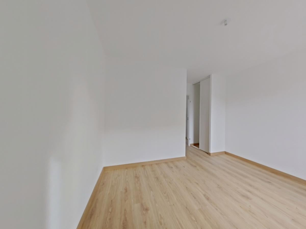 Flat Avenue Paul-Louis Courier in Montlouis-sur-Loire