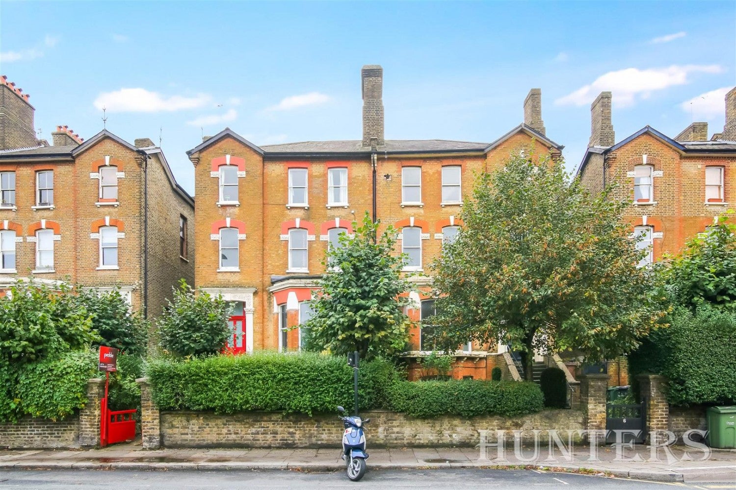 Flat Dulwich Road in Greater London