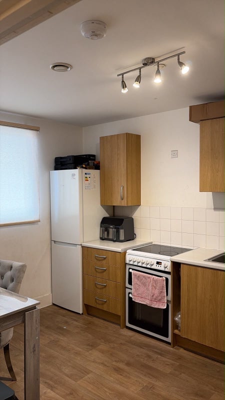 Room Brewery Road in Greater London