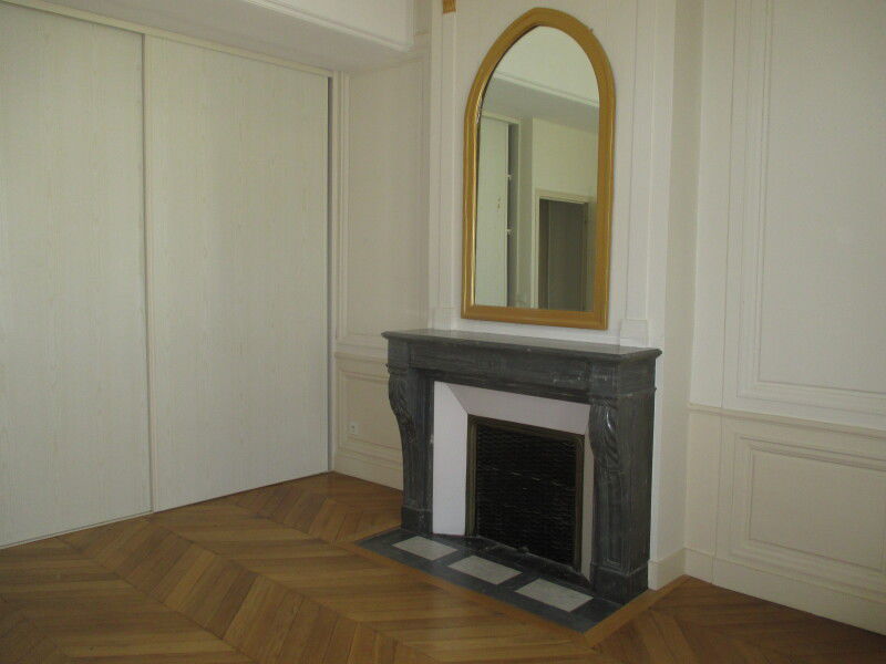 Flat Rue de Bourgogne in Orléans