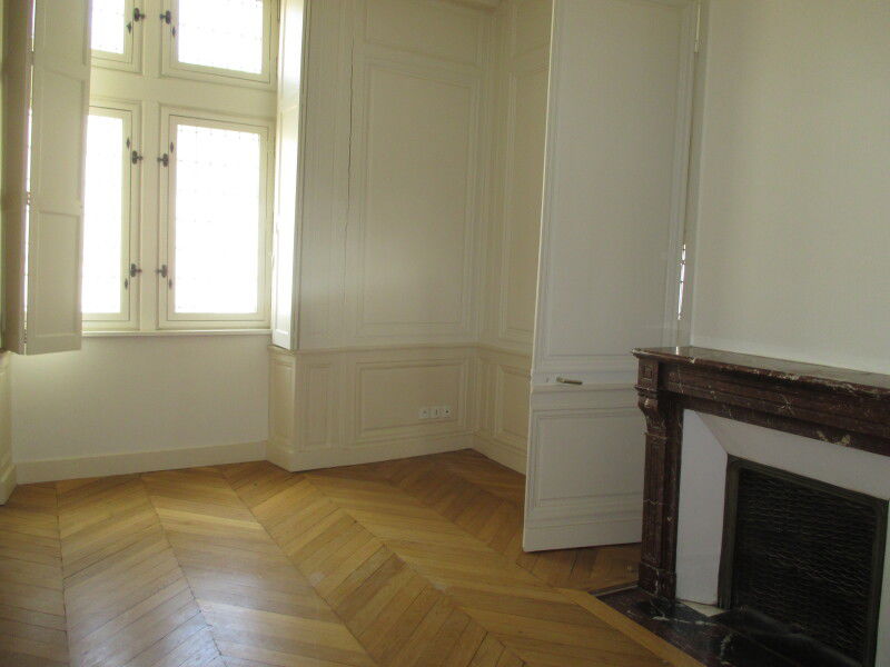 Flat Rue de Bourgogne in Orléans