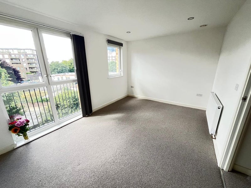 House Boyd Way in Greater London
