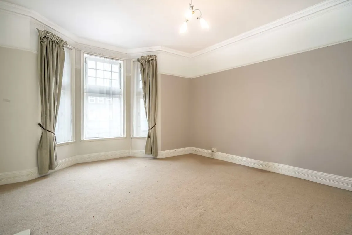 Flat Streatham Hill in Greater London