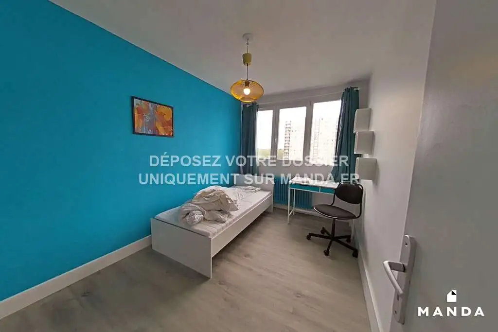 Room Place du Bois in Orléans