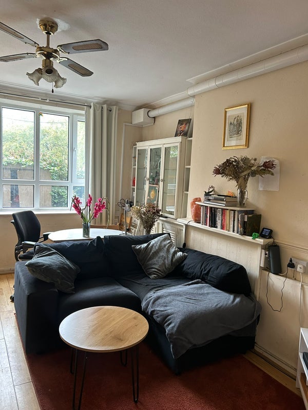 Room Matthias Road in Greater London