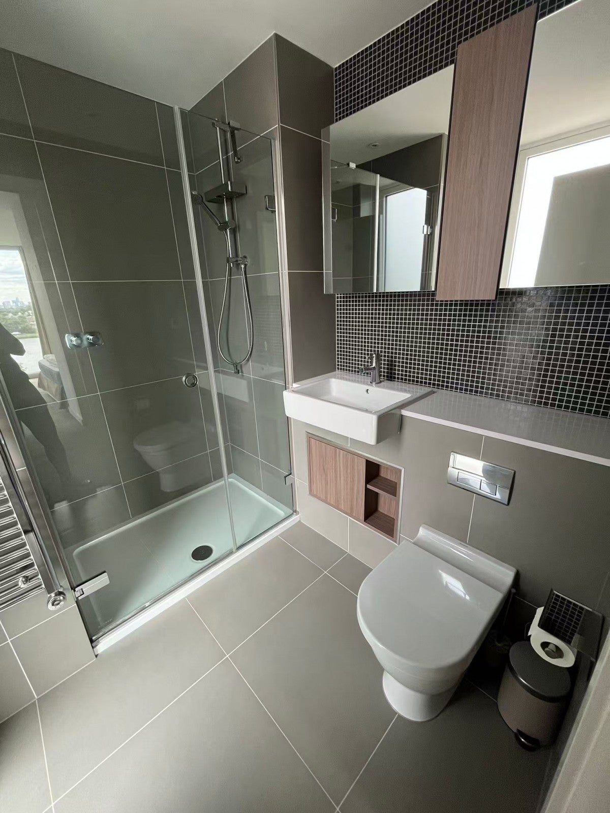 Flat Blackstock Road in Greater London
