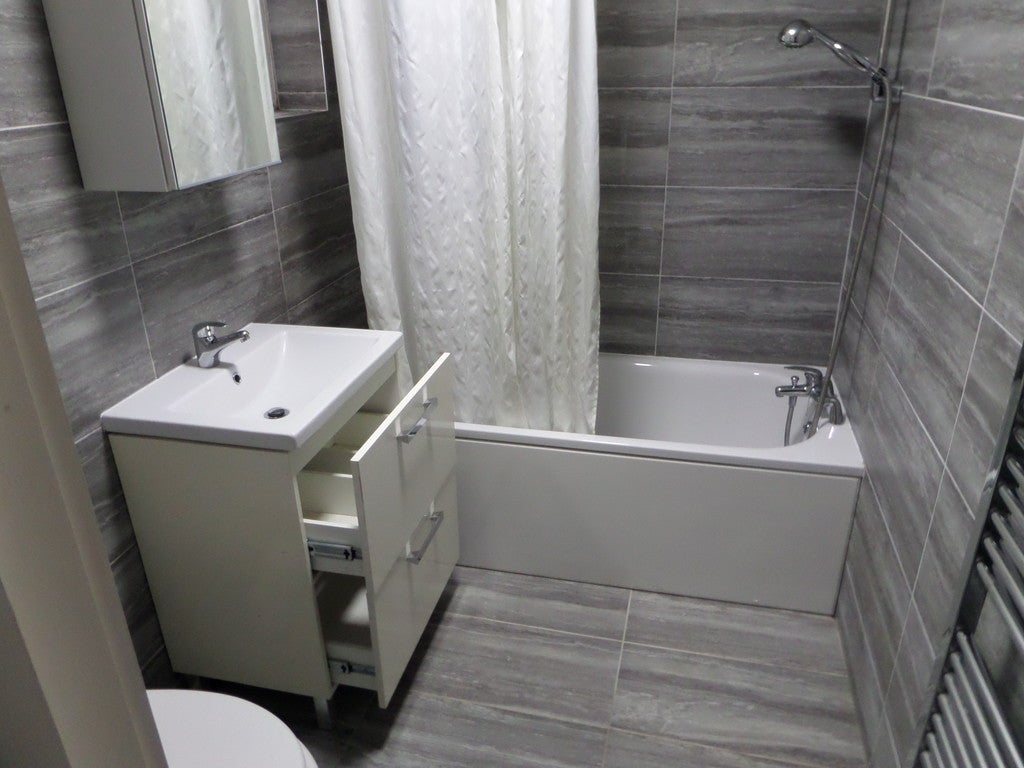 Room Lady Margaret Road in Greater London
