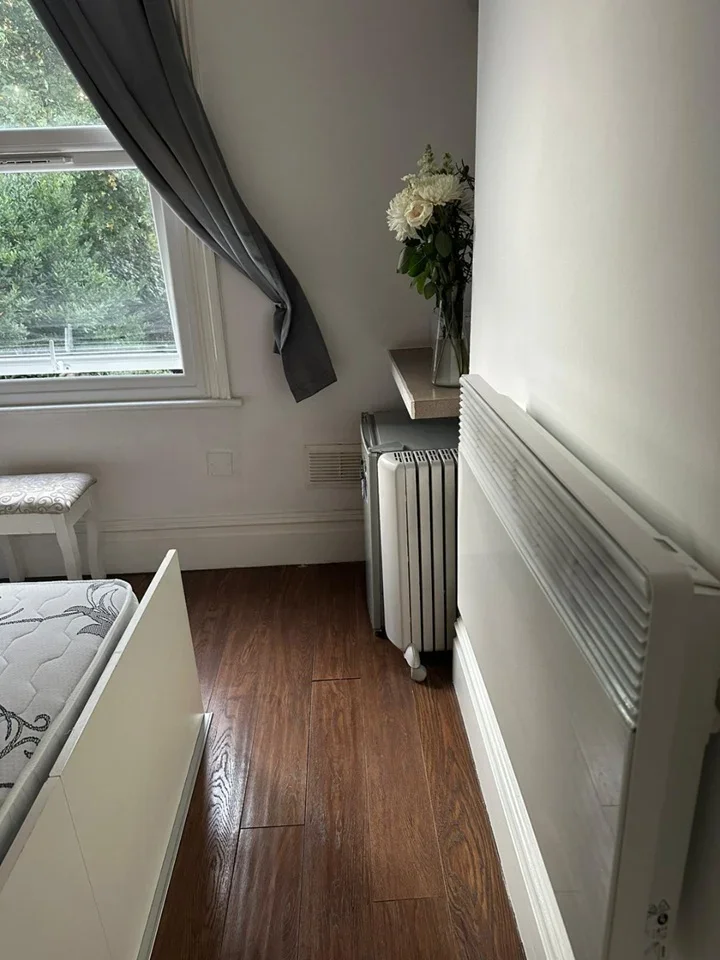 Flat Birkbeck Road in Greater London