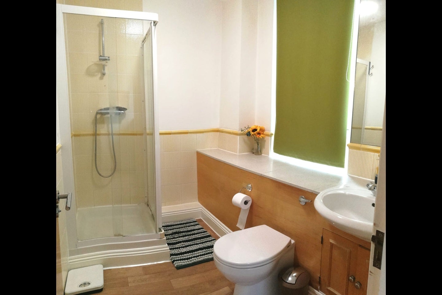 Room Lanark Square in Greater London