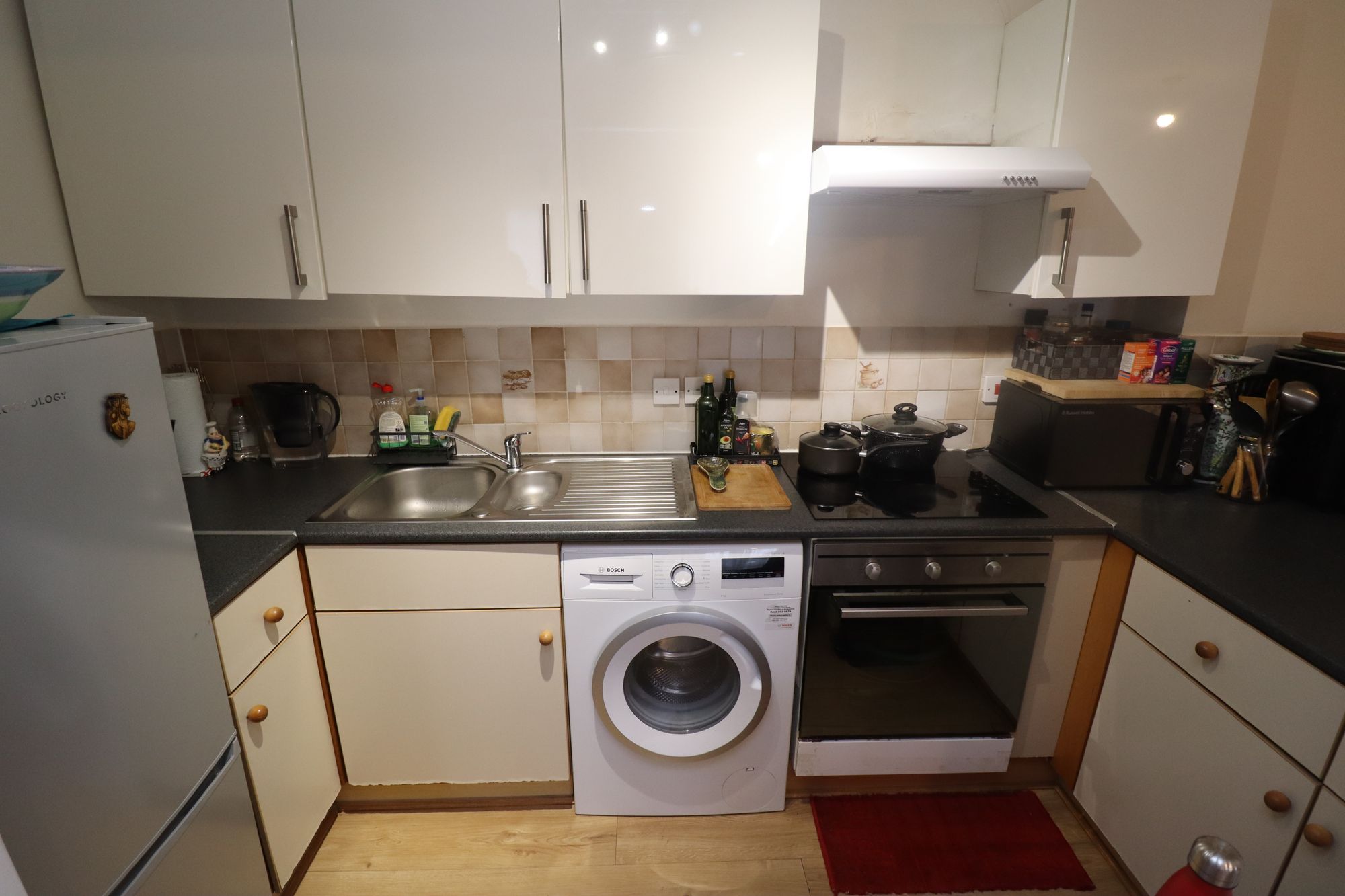 Flat Chester Court in Greater London