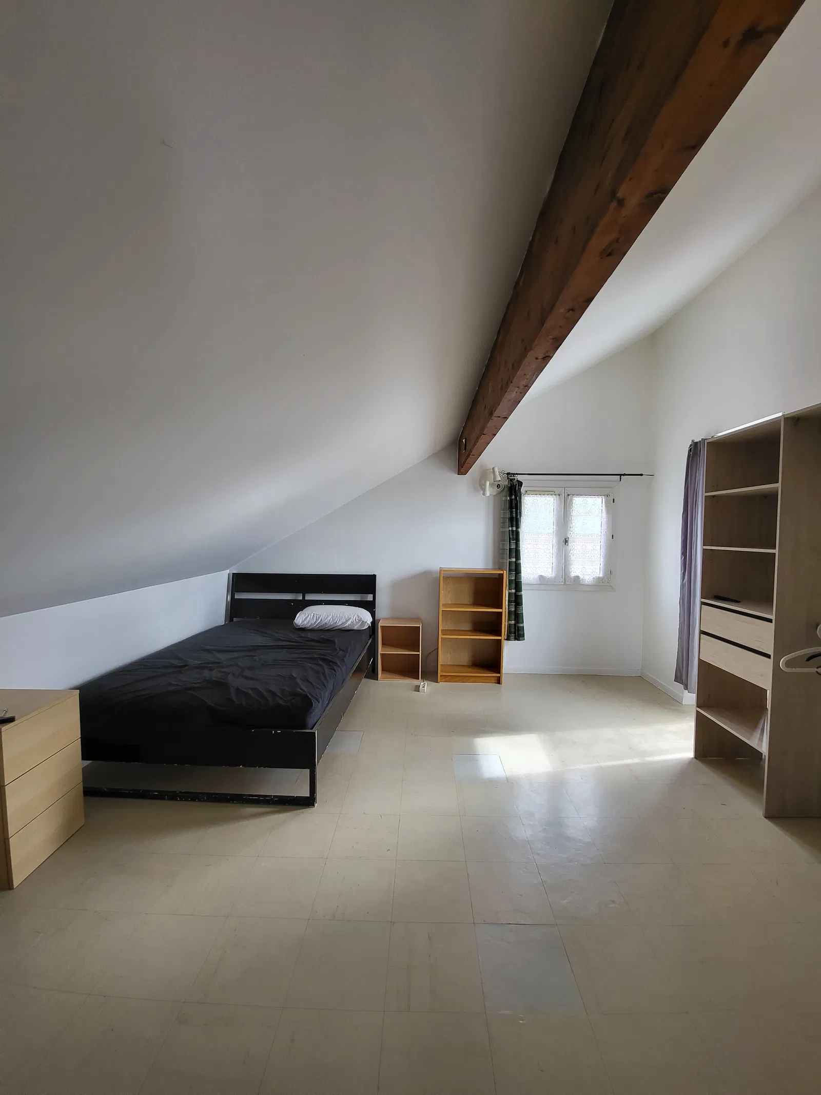 Chambre Rue du Voyage à Vauréal