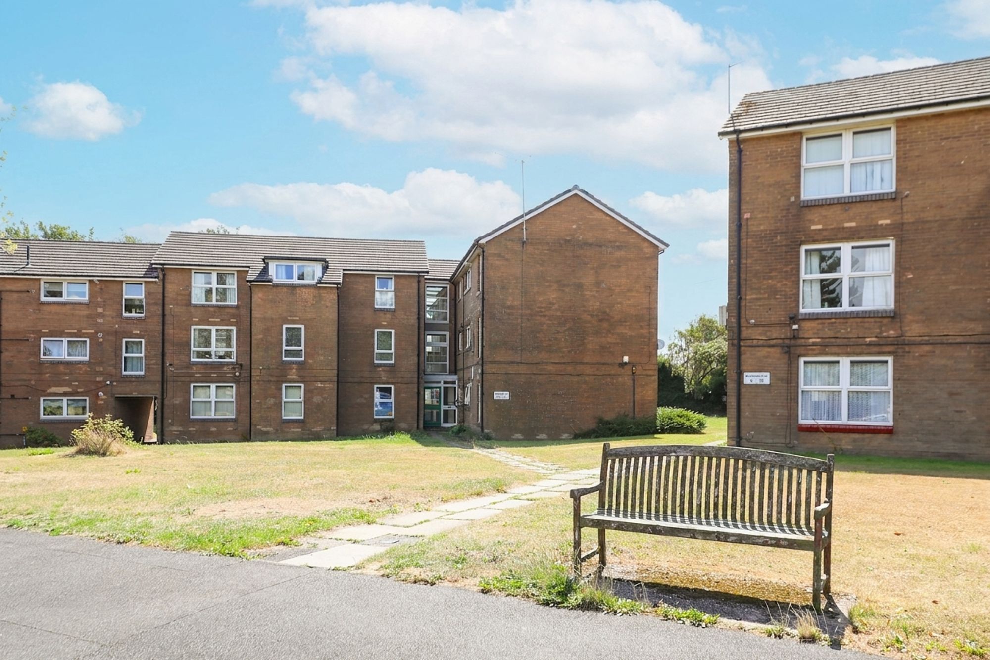 Flat Westminster Crescent in Sheffield
