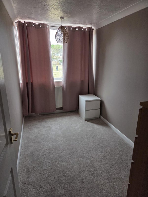 Room Guildford Way in Breckland District