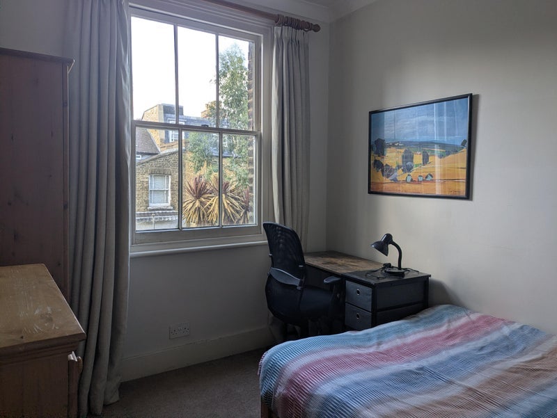 House Sabine Road in Greater London