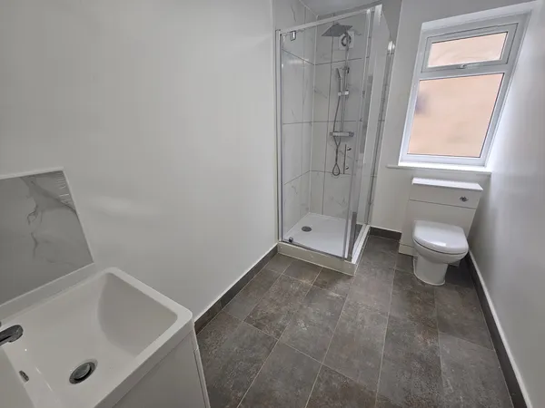 Flat Stockett Lane in Maidstone