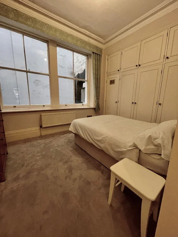 Flat Chancery Lane in City of London