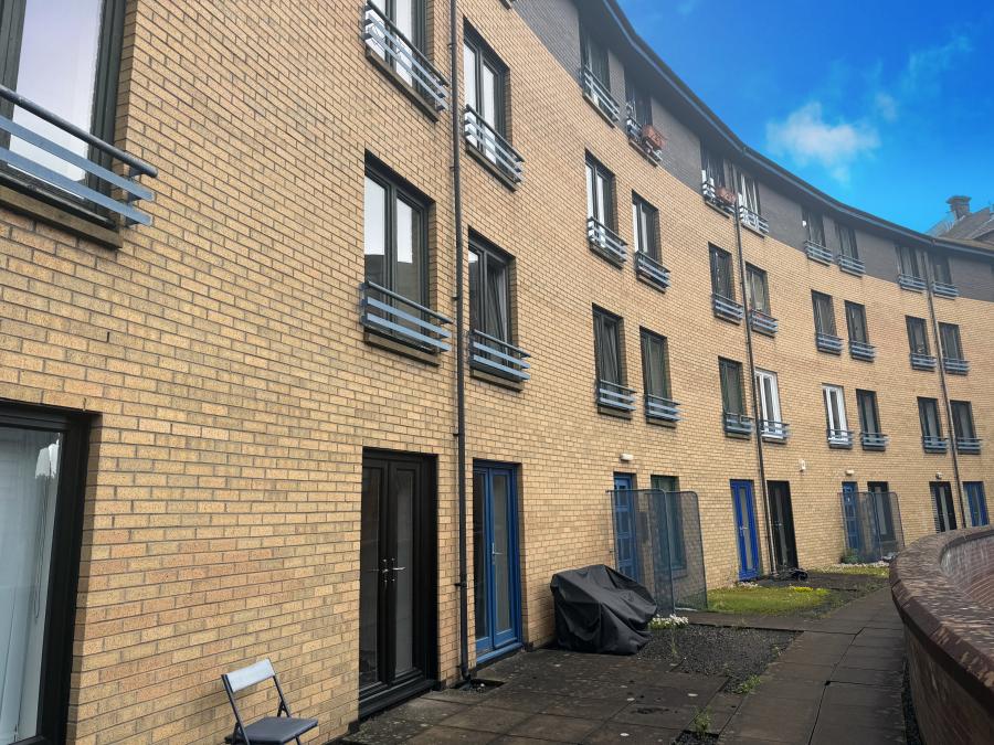 Flat Turnbull Street in Glasgow