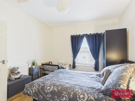 Flat Rhosddu Road in Wrexham