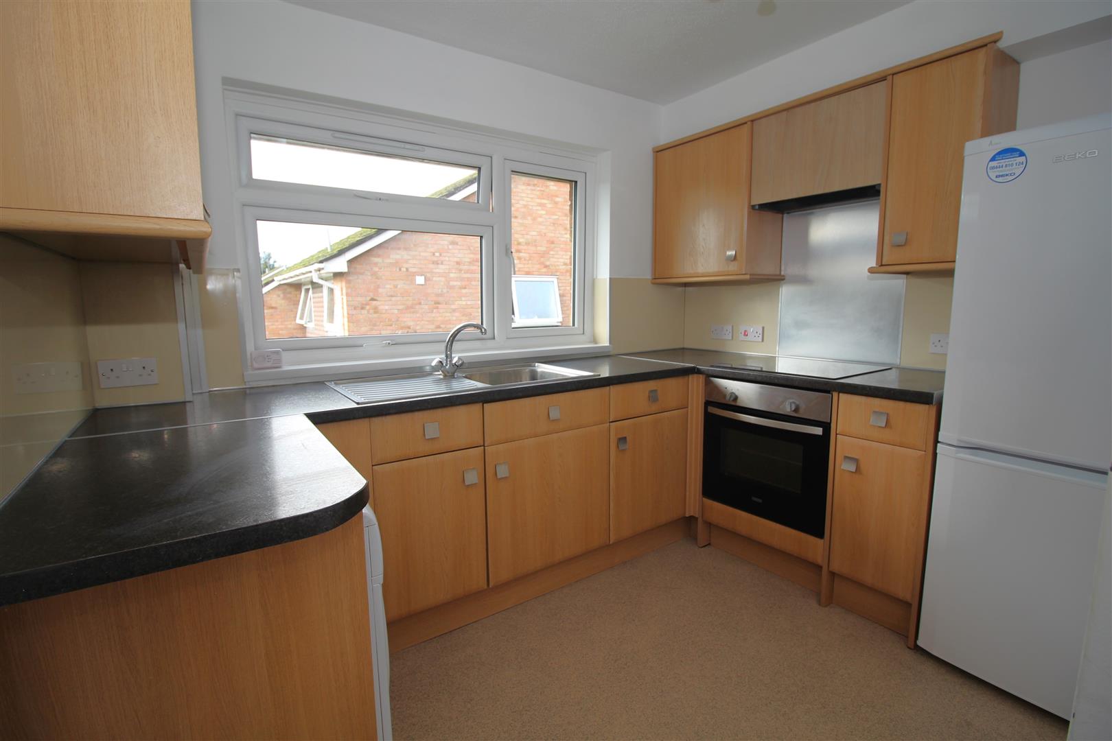 Flat Liebenrood Road in Reading