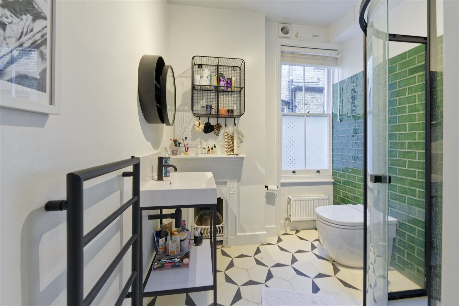 Flat St Helens Gardens in Greater London
