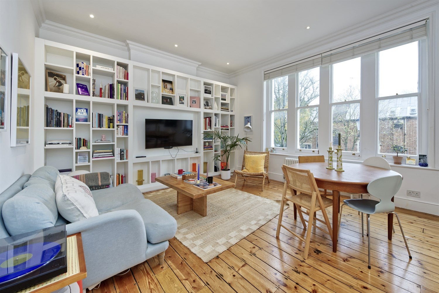 Flat St Helens Gardens in Greater London