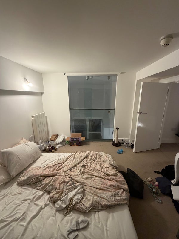Room Duke of Wellington Avenue in Greater London