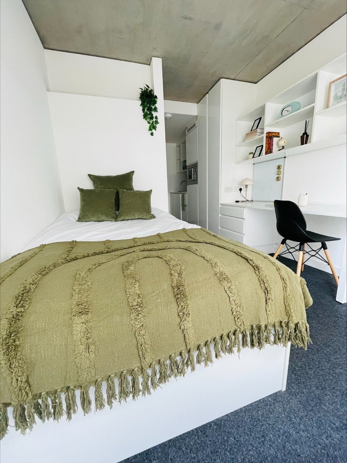 Room East Parkside in Greater London