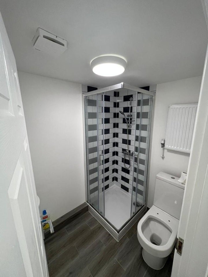 Flat Meadow Close in London